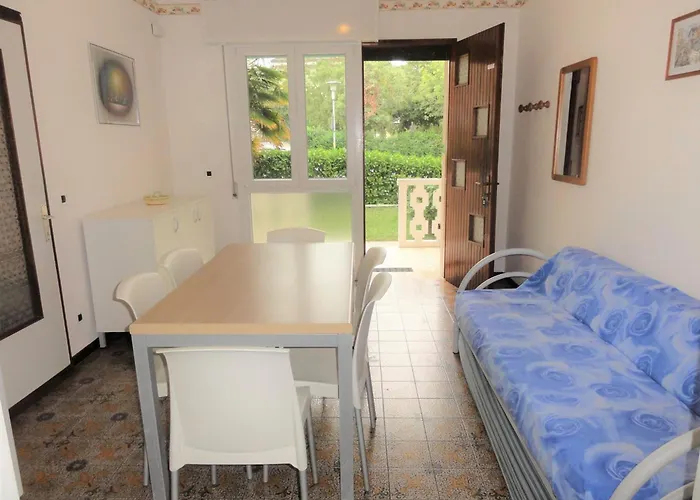 Flat Close To The Thermal Baths * ביביונה